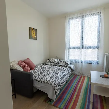Apartment Waterfront Lux 2 *